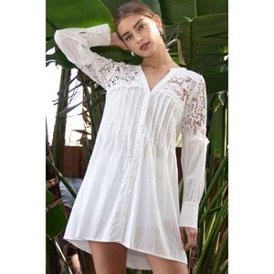 POL White Lace Button-Down Tunic Shirt